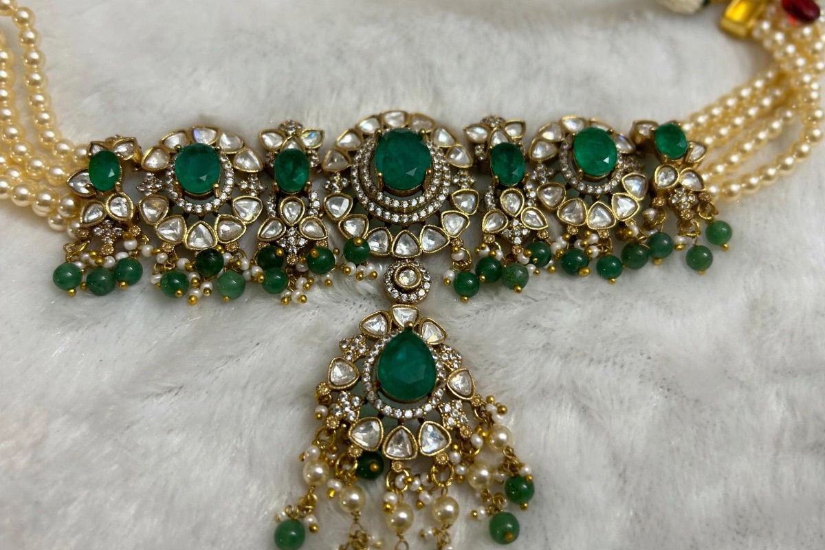 Emerald Green Polki Kundan Bridal Choker Set – view 4