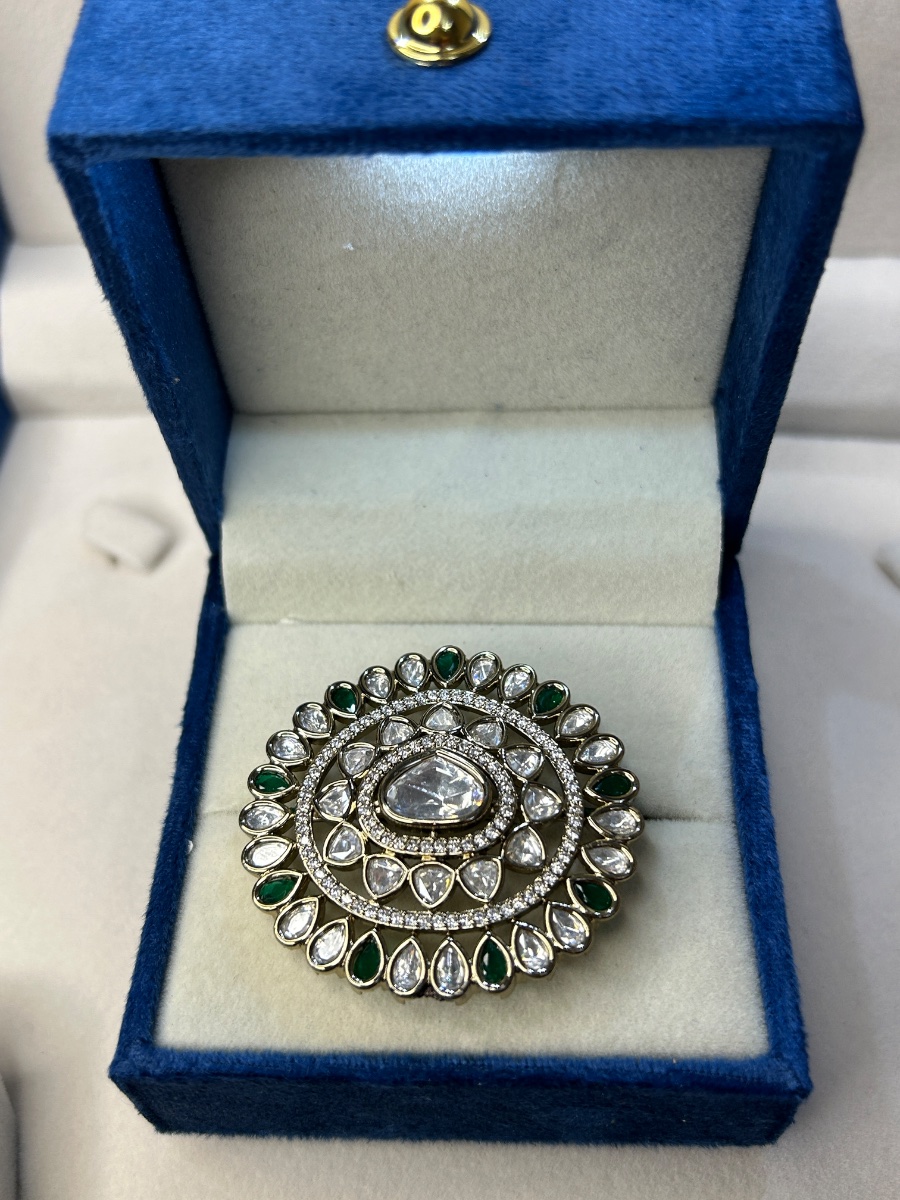 Kundan Cocktail Ring – view 3