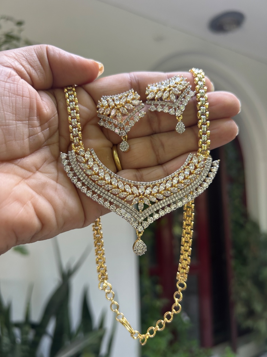 Marquise Leaf V-Set