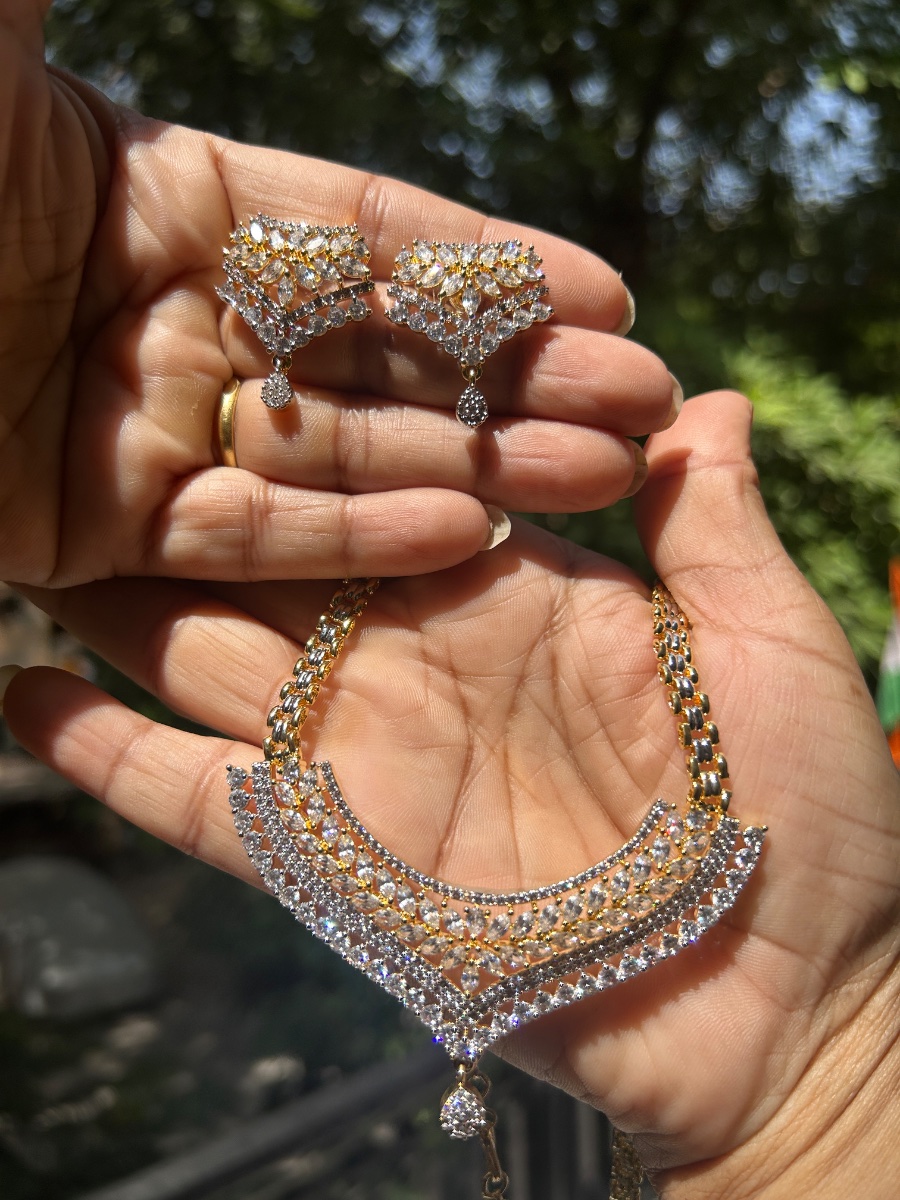 Marquise Leaf V-Set